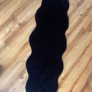 Cozy decorative rug